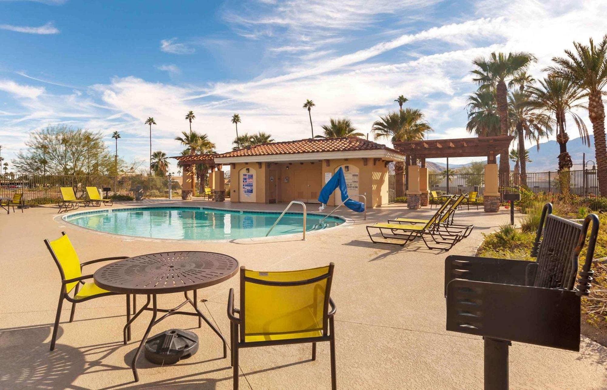 Extended Stay America Suites - Palm Springs - Airport Экстерьер фото